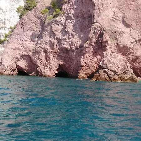 La Casa Nel Bosco-camera Con Giardino Vicino Lerici * Trebiano